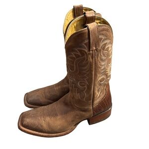 Nocona Brown Western Boots with Embroidered Design
